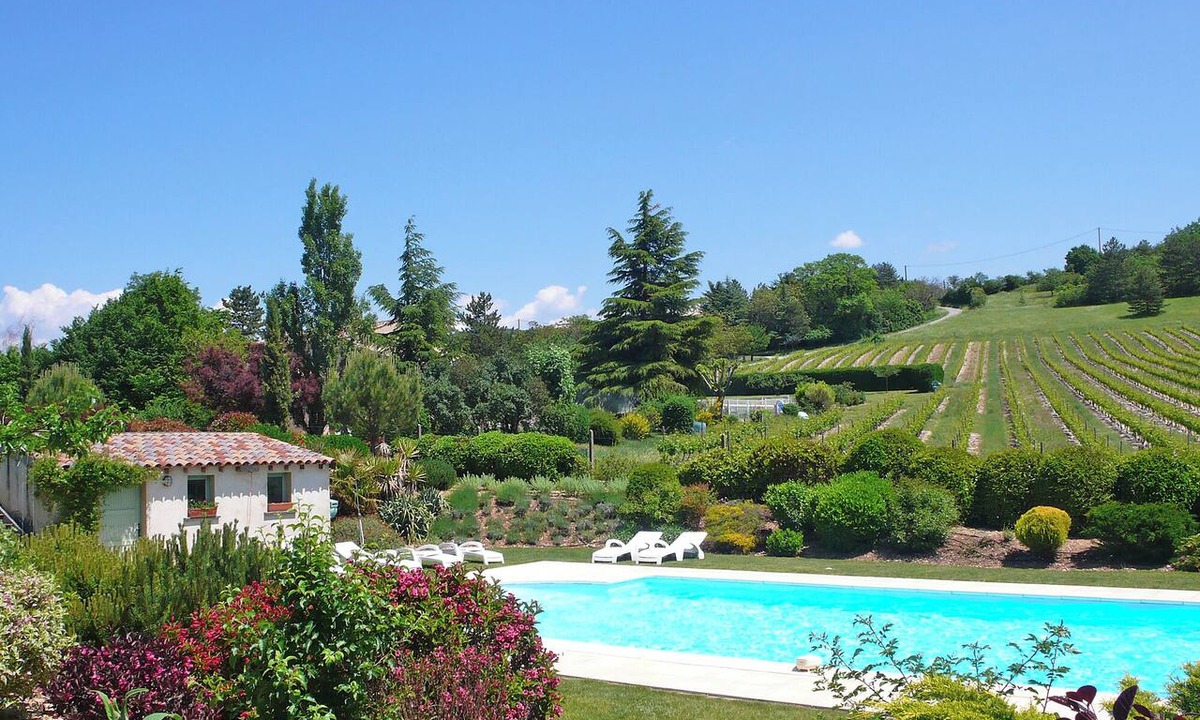 Mirabel-et-Blacons House | Les Cerisiers 2 Vacation Rentals: Le Vigne, surrounded by nature and just a stone's throw from the Drôme River
