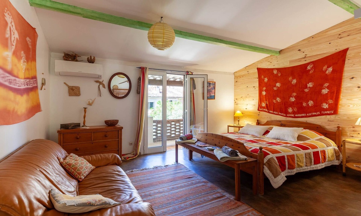 Les Cinq Avenues Bed & Breakfast | Les Citronniers - Tahiti Guest Room with Shared Terrace, Wi-Fi and Air Conditioning