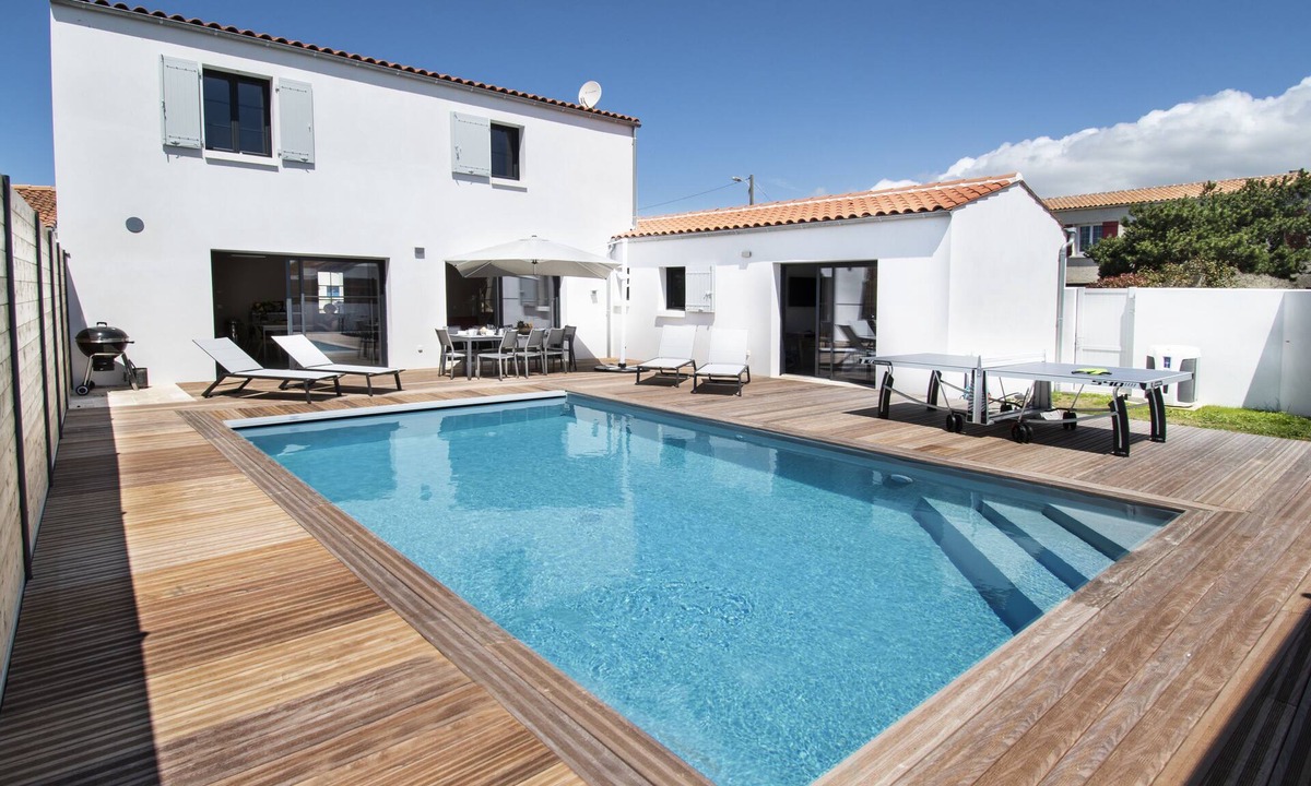 La Cotiniere House | Luxurious villa with heated pool