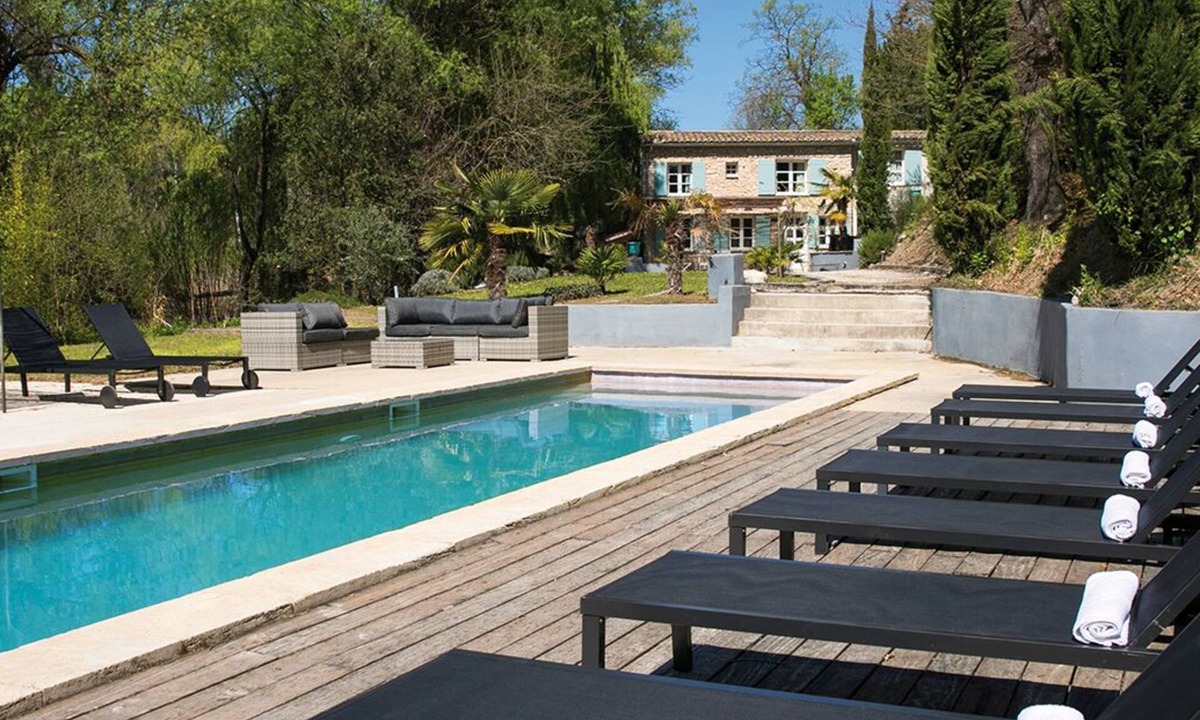 Crillon-le-Brave House | Magnificent restored farmhouse in Crillon-le-Brave with swimming pool