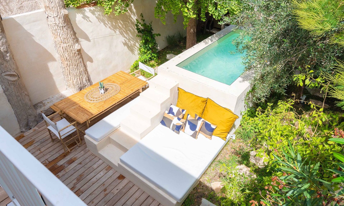 Endoume House | Magnificent typical southern Marseille house with swimming pool