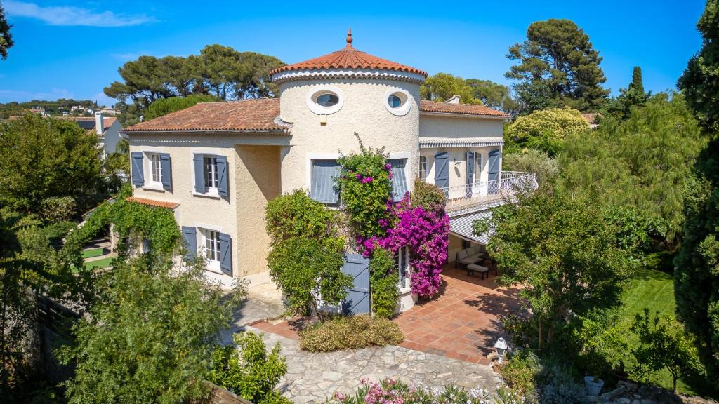 La Garde House | Maison au calme à la Garde entre mer et provence