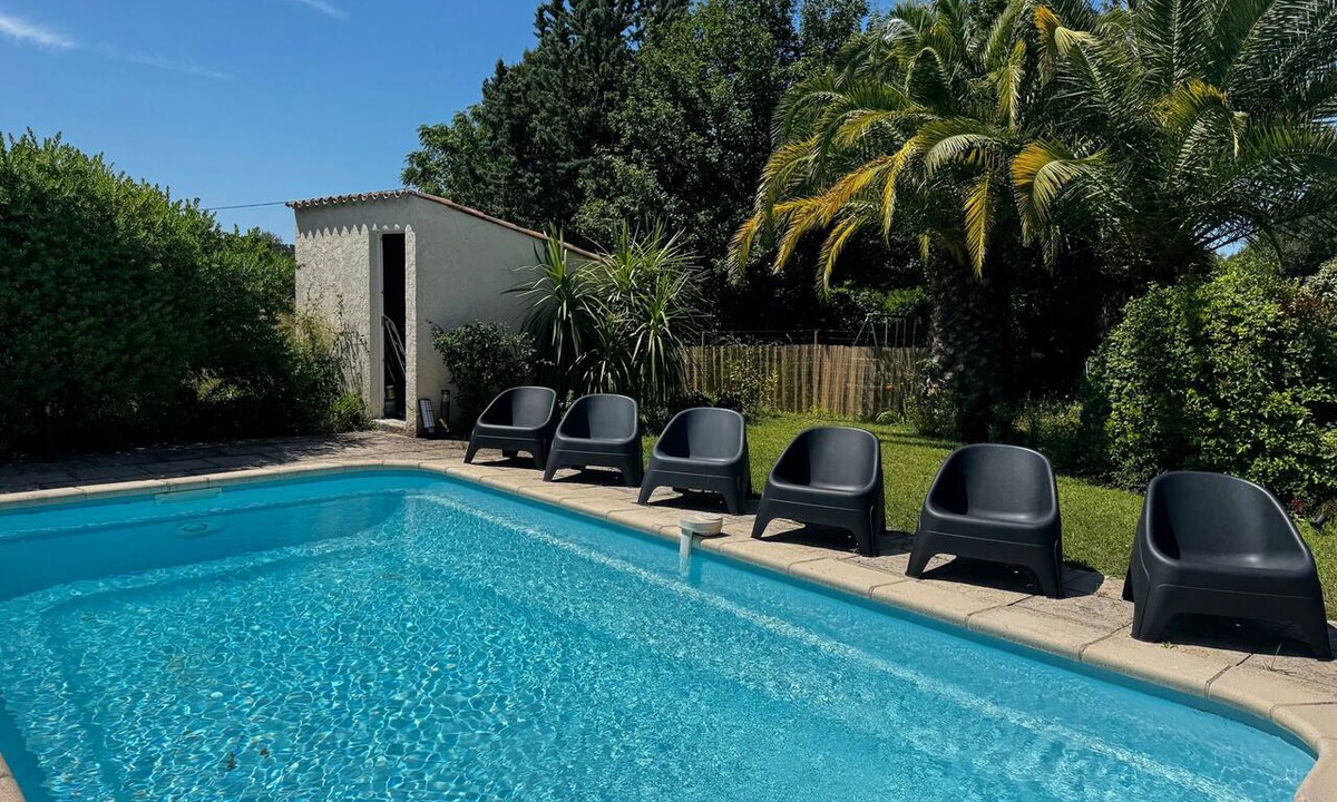 La Cadiere-d'Azur Villa | Maison de Claud with Mountain View, Wi-Fi, and Air Conditioning