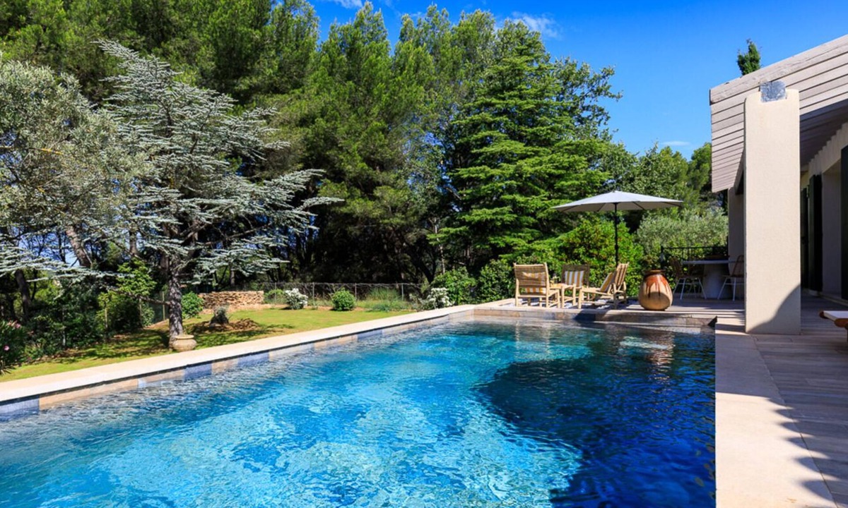 Lauris Villa | Maison de Lauris - Two Bedroom Villa, Sleeps 4
