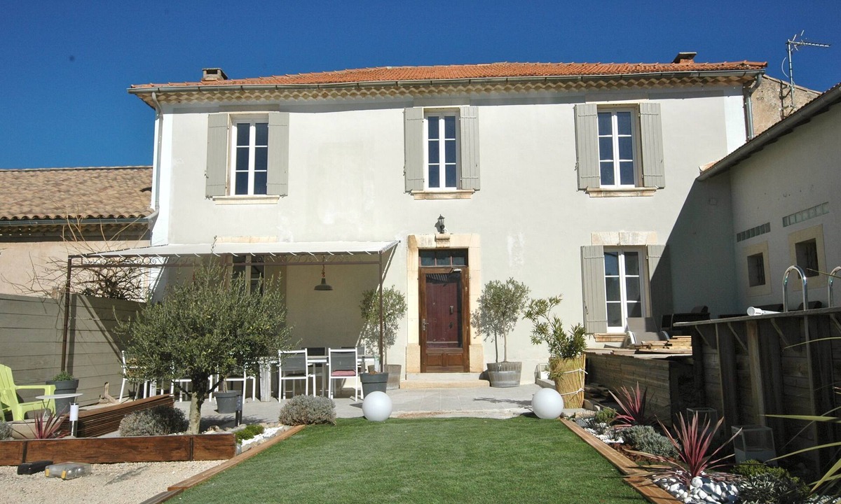 Bedoin House | MAISON DE MAITRE AT THE ENTRANCE TO THE VILLAGE OF BEDOIN