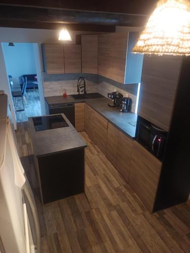 Poujols House | Maison de village en pierre confort familial