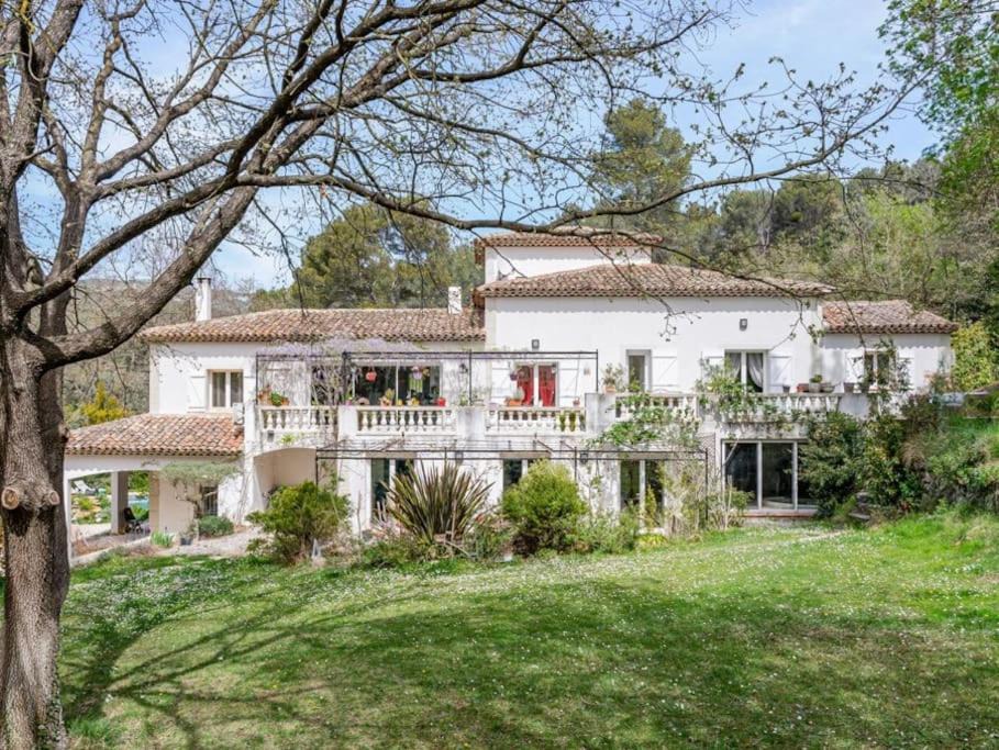 Aubagne Villa | Maison provençale, calme avec piscine