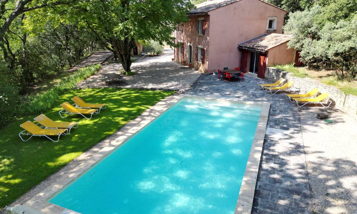 Roussillon House | Mas Boulache charm comfort from 2 to 9 persons electric vehicle and wifi terminal