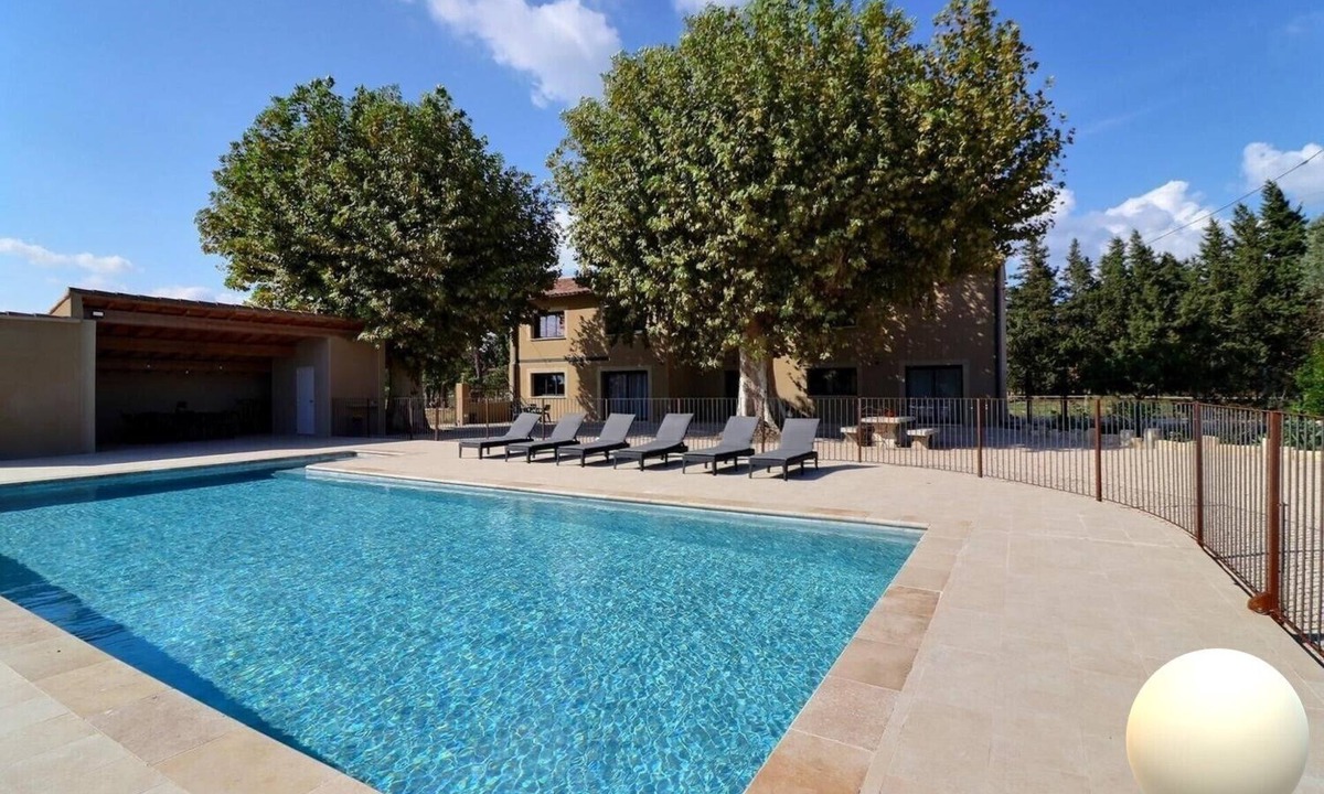 Chateaurenard House | Mas provençal climatisé avec piscine