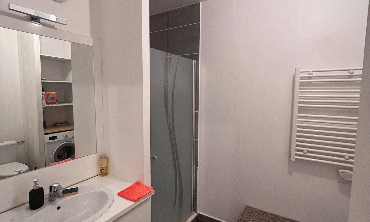 La Lironde Apartment | Modern apartment in Montpellier, popular area near the Lez, beaches, 2 people