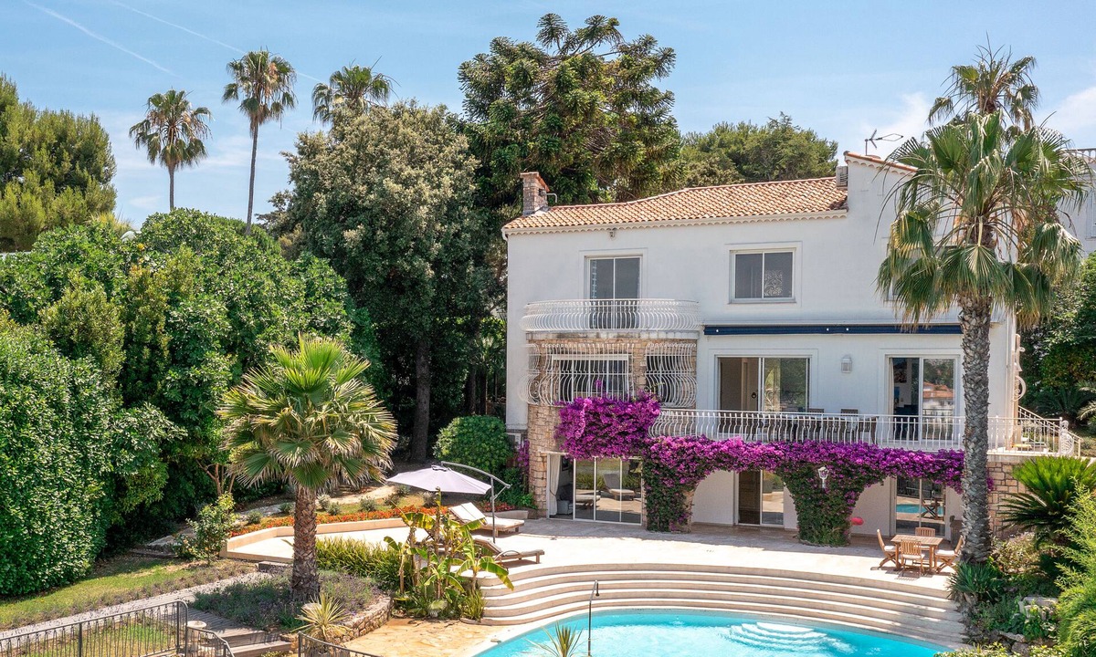 Cap-d'Antibes Villa | Modern villa with beautiful sea views on the Cap d'Antibes