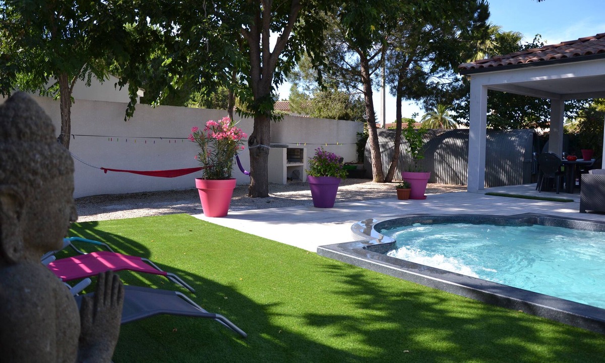 Le Grau-dʼAgde Villa | New villa standing 8/9 pers. 3 bd 2 bath private pool near sea and beaches