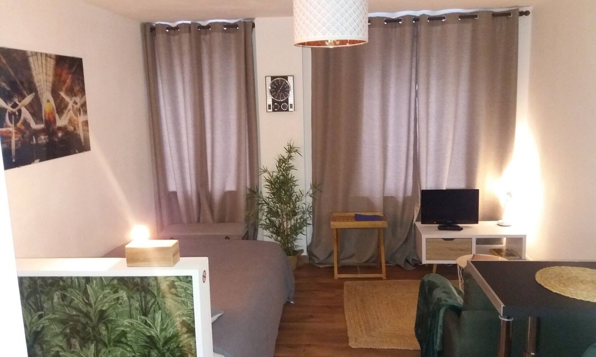 Downtown Apartment | Nice studio with terrace, downtown Brest