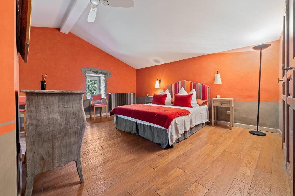 Ailhon House | OFFRE SPECIALE NOUVEL HEBERGEMENT ! BASTIDE AUTHENTIQUE & PRIVEE - Maison VIDAL GUERIN - 6 CHAMBRES - Charme Confort & Elegance - Piscine et BBQ - Services Maison Blondin