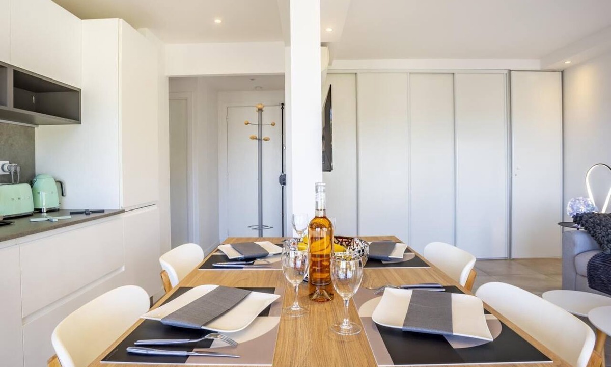 Cannes Apartment | One BDRM flat A/C-Congress/Beaches by Olidesi