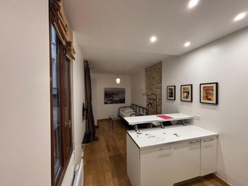 5th Arrondissement Apartment | Panthéon studio