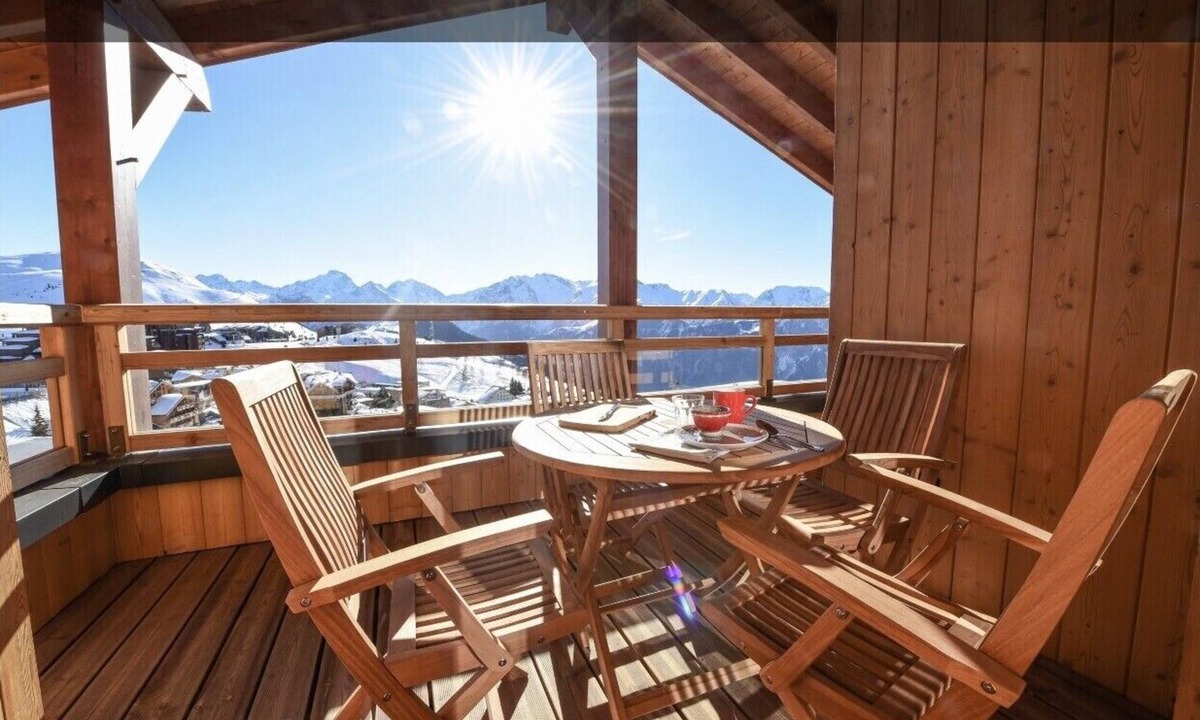 Cognet Apartment | Prestigious ski-in/ski-out apartment with panoramic view