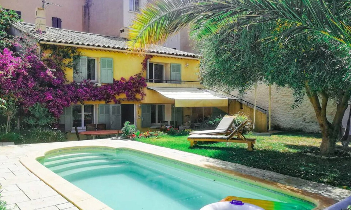 Sanary-sur-Mer House | Provencal house in the heart of Sanary, with private garden and swimming pool