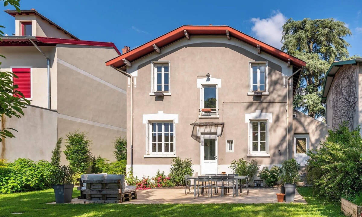 La Demi - Lune Villa | Queen - residence with garden and swimming pool