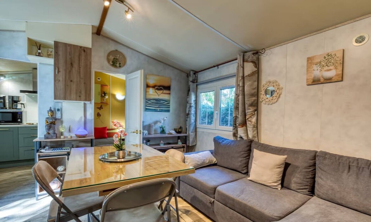 Gallargues-le-Montueux House | Relaxing break in a mobile home between the sea and Camargues.