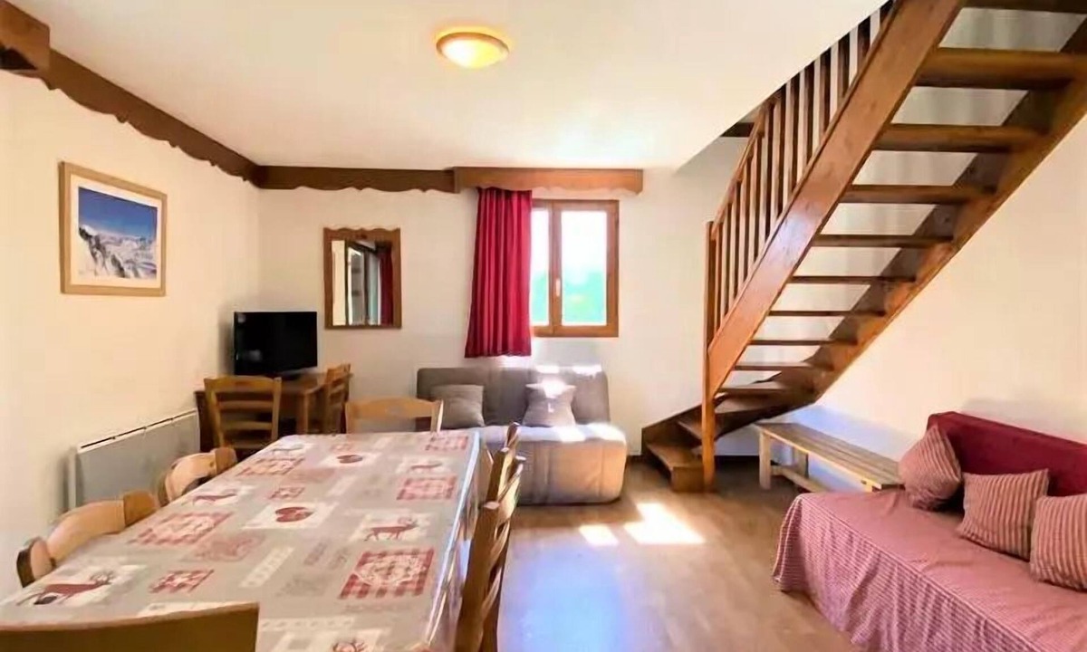 La Joue du Loup Ski Chalet | Residence La Crête Du Berger - 8 people - The shepherd's crest