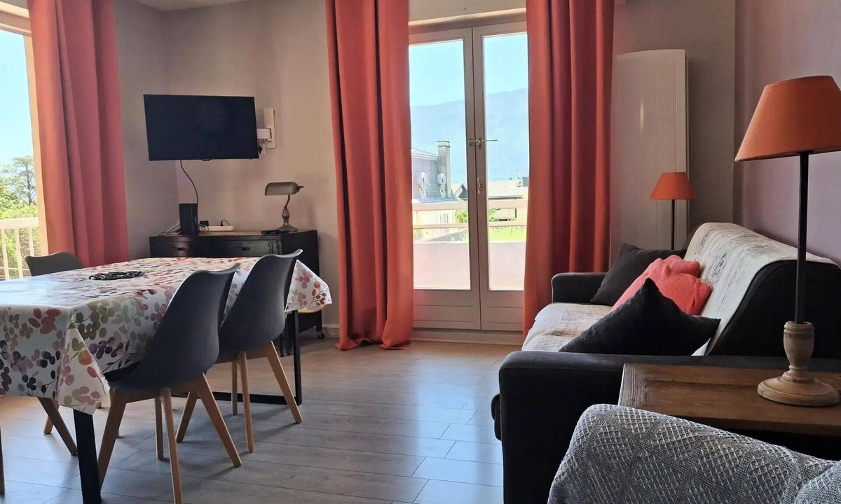 Aix-les-Bains Apartment | Residence Le Saint Charles B - Luxury apartment near Thermes Chevalley!
