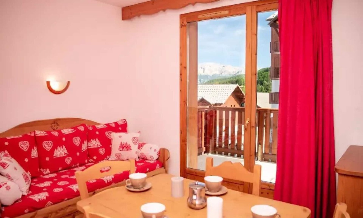 Puy-Saint-Vincent Apartment | Residence The Gentianes - Studio 2 persons (PMR)-Residence LES GENTIANES