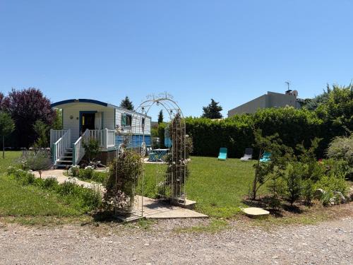 Laragne-Monteglin House | Roule hôtes
