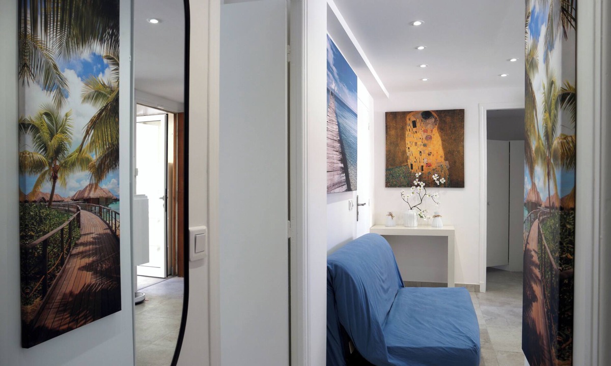 Saint Maurice Apartment | Seasonal rental Nice - T1 of 35m² with a balcony in a quiet and secure residence