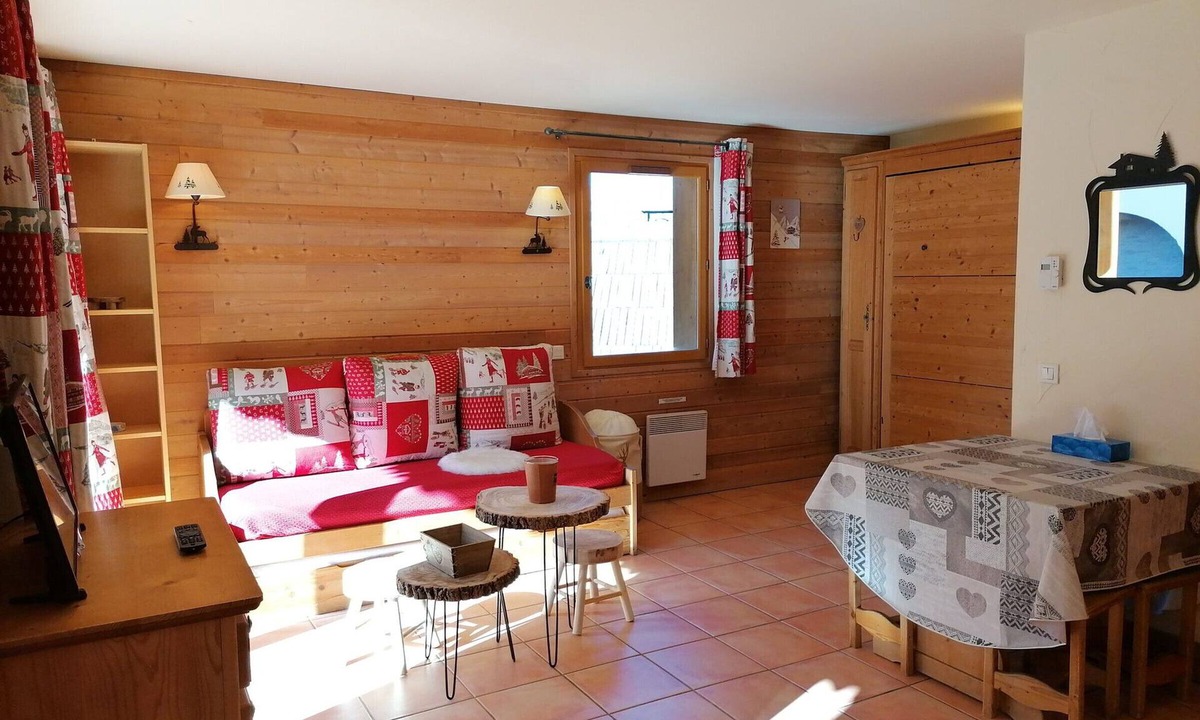 Pra Loup Apartment | Spacious and well-equipped studio in Pra-Loup, near nature