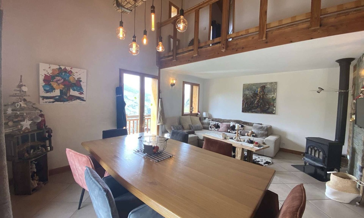 Areches Ski Chalet | Spacious Chalet for 10 - Family-Friendly, Well-Equipped, 4 Bedrooms, Great Views