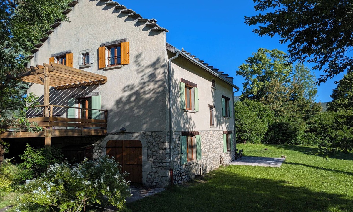 La Chapelle-en-Vercors House | Spacious typical Vercors house for your vacation: fresh air and plenty to do!