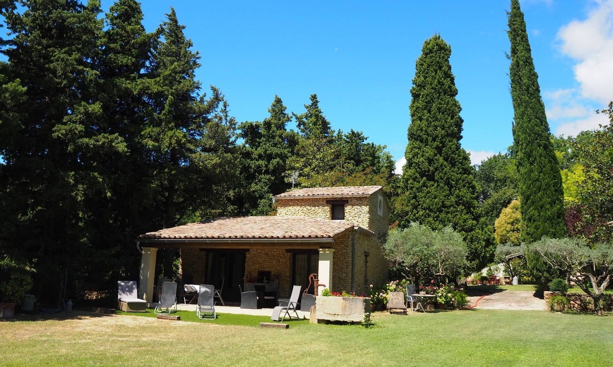 Bedarrides House | Stone House near Châteauneuf-du-Pape Vineyards