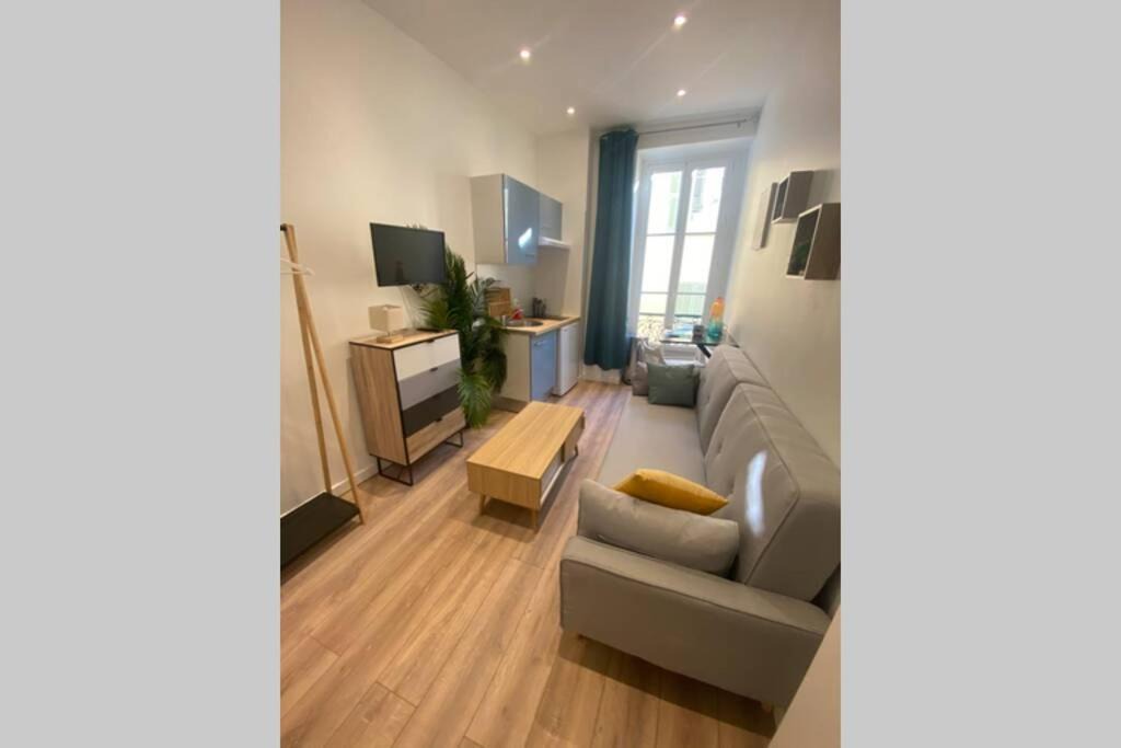 Vernier Apartment | Studette entièrement rénovée proche gare - Libération 2