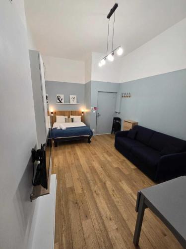 Bonne-Nouvelle Apartment | Studio Aboukir 1