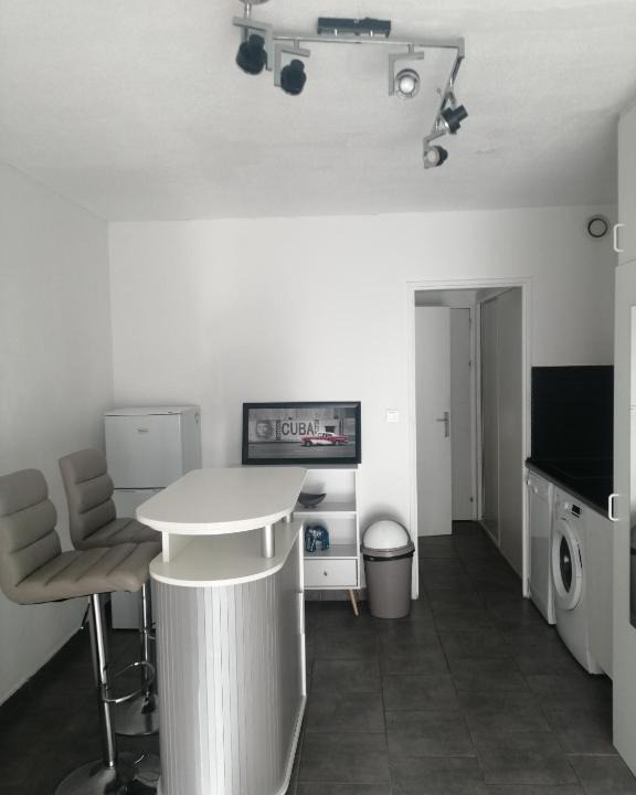 Hyeres Apartment | Studio Port de Hyeres