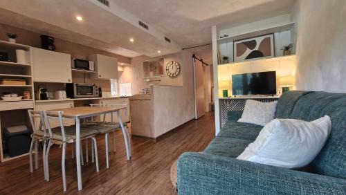 Sablons Apartment | studio Quai 84, bord du Rhône via Rhôna