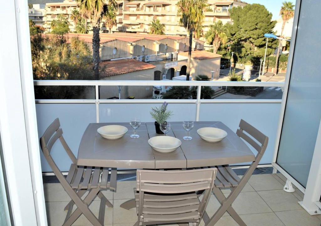 Cavaliere Apartment | Studio rénové climatisé, 3 couchages, proche port et casino à Cavalaire-sur-Mer - FR-1-226B-98