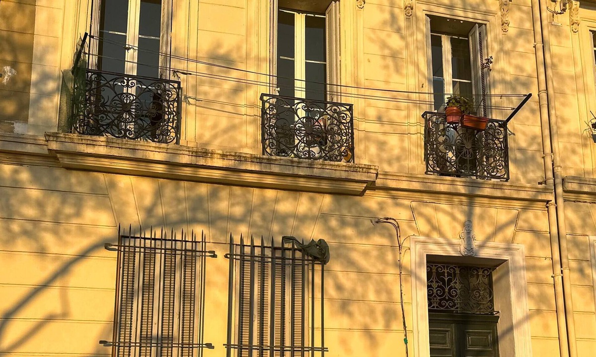 La Joliette Apartment | Stunning apartment in Marseille with WiFi