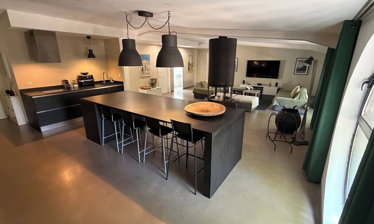 Faubourg Apartment | Stunning apartment right in the heart of the city, air-conditioned ❄️❄️ 120 m² loft