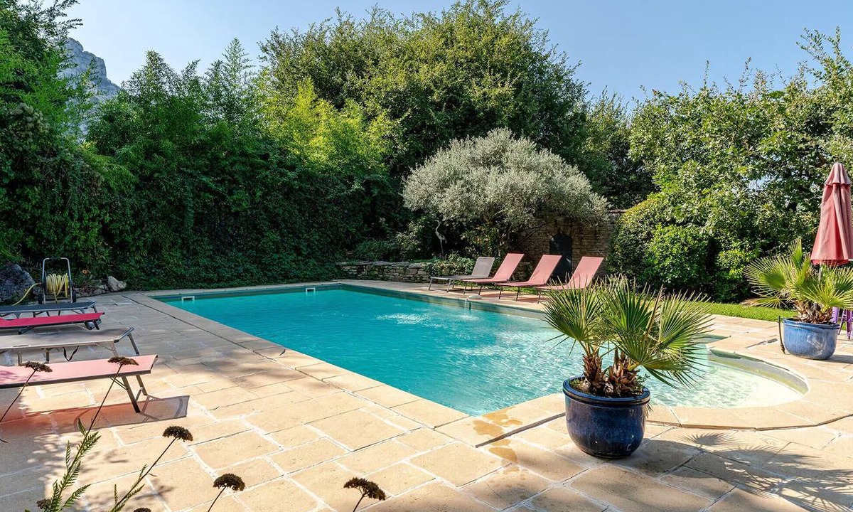 Robion House | Stunning home in Robion