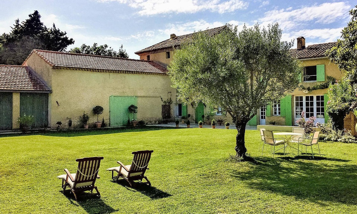 Violes House | Stunning home in Violès