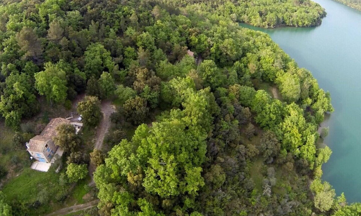 Montauroux House | Stunning House in protected natural forest by Lac St Cassien