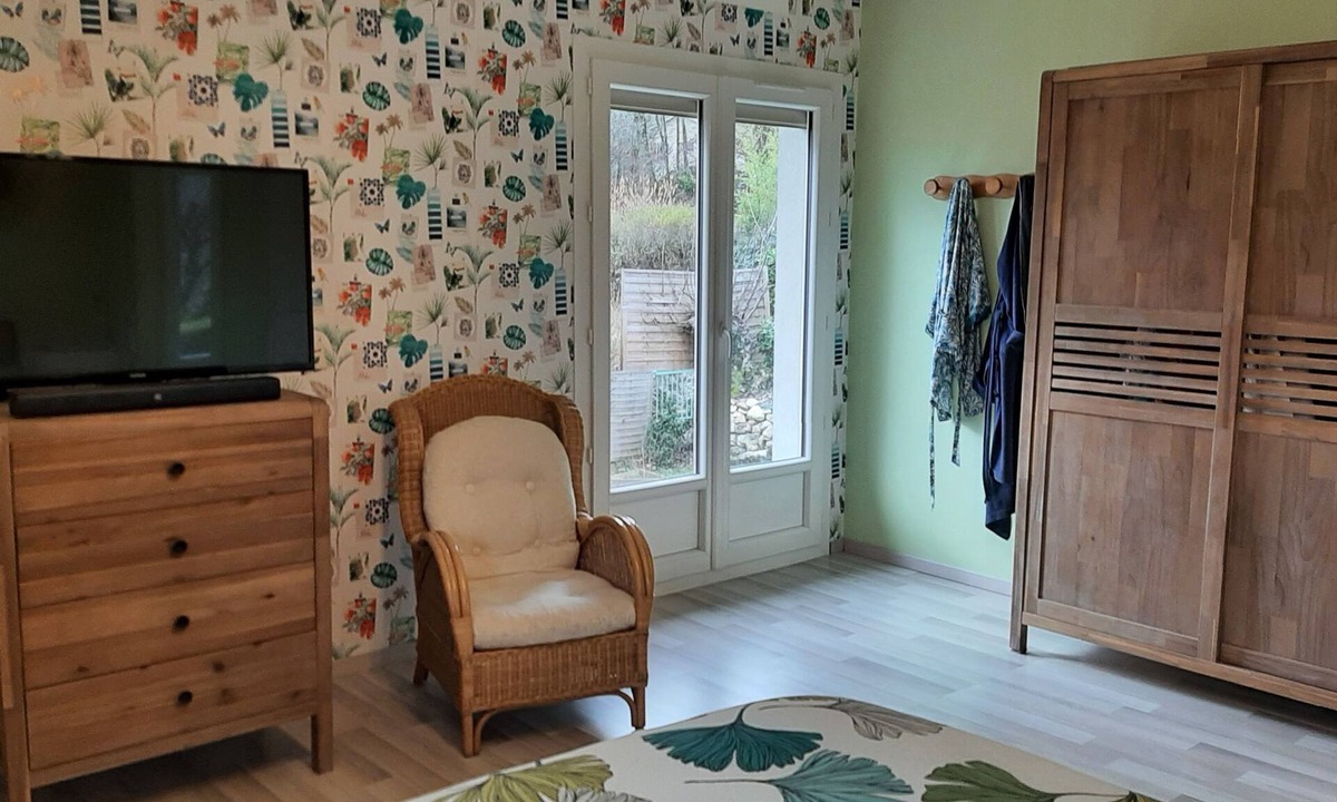 Saint-Vincent-de-Mercuze House | Summer and winter vacation home rentals