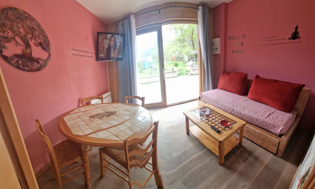 Le Bourg-d'Oisans Apartment | Superb apartment for seasonal or year-round rental in le Bourg-d'Oisans Isère