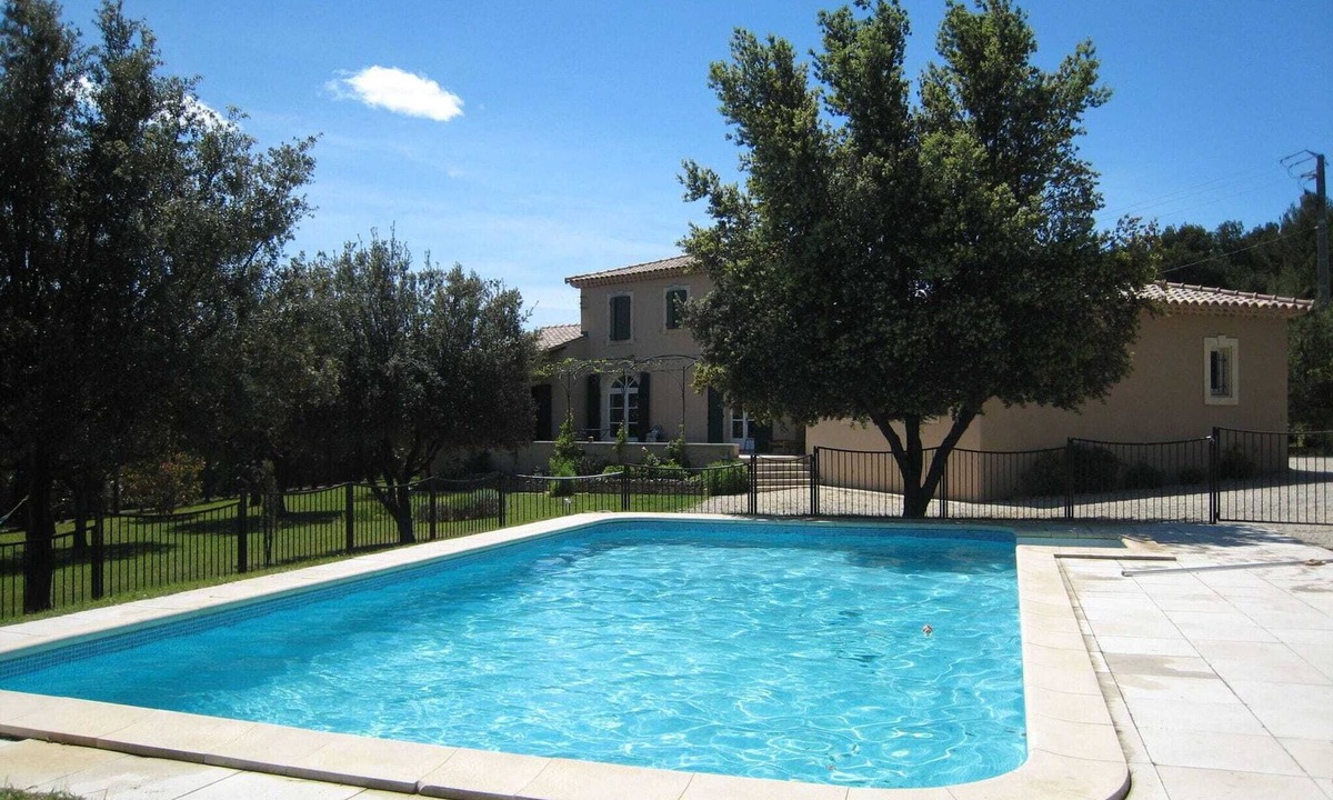 L'Isle-sur-la-Sorgue Villa | superb house with private swimming pool