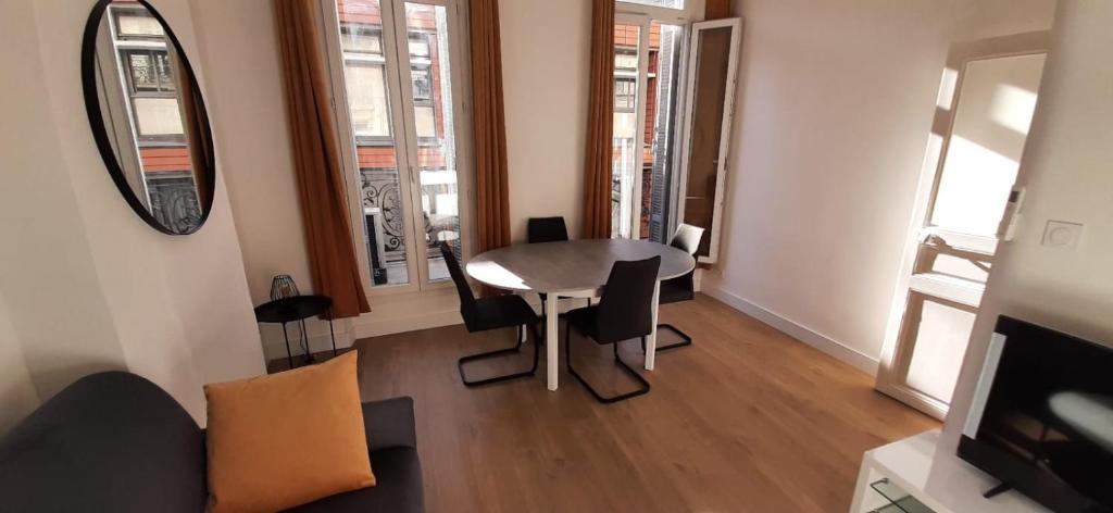 4th Arrondissement Apartment | T2 neuf tout équipé, climatisé
