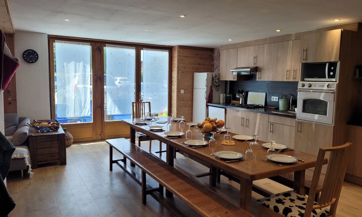 La Salle-les-Alpes Apartment | T5 -10 people - at the foot of the slopes