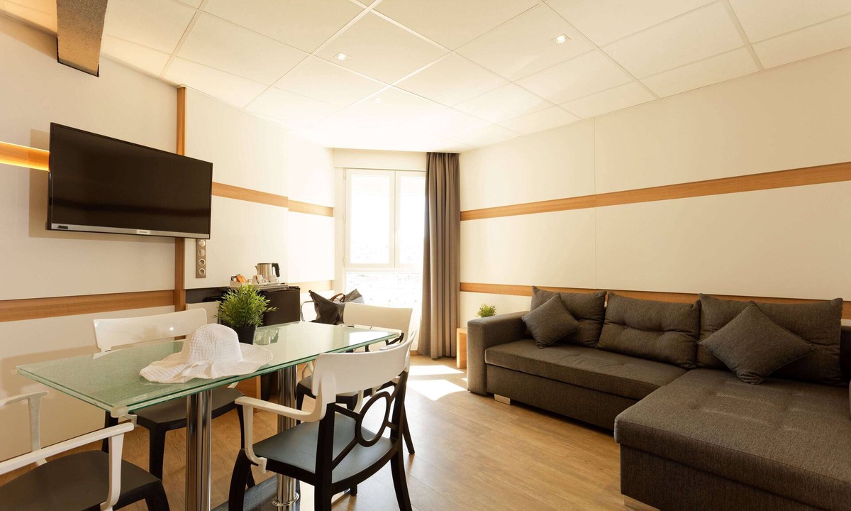 Carnon-Plage Hotel | The Originals Boutique, Hôtel Neptune, Montpellier Sud