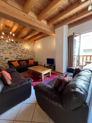 Le Bourg-d'Oisans House | The Stable House Bourg d’Oisans -bike/hike/ski